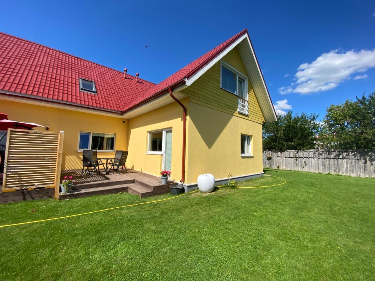 Metsa Apartments Parnu Bagian luar foto