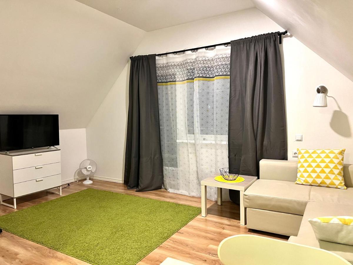 Metsa Apartments Parnu Bagian luar foto